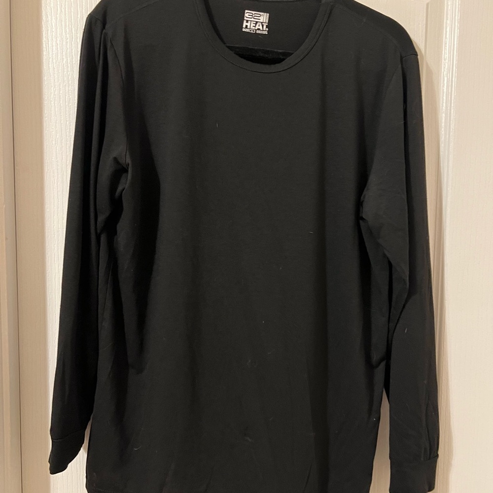 32 Degrees Black Long Sleeve Crewneck Shirt
